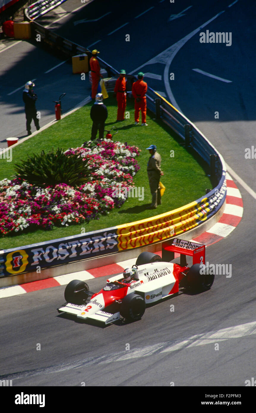 Stefan Johansson in seinem McLaren beim GP von Monaco in Monte Carlo 1987 Stockfoto