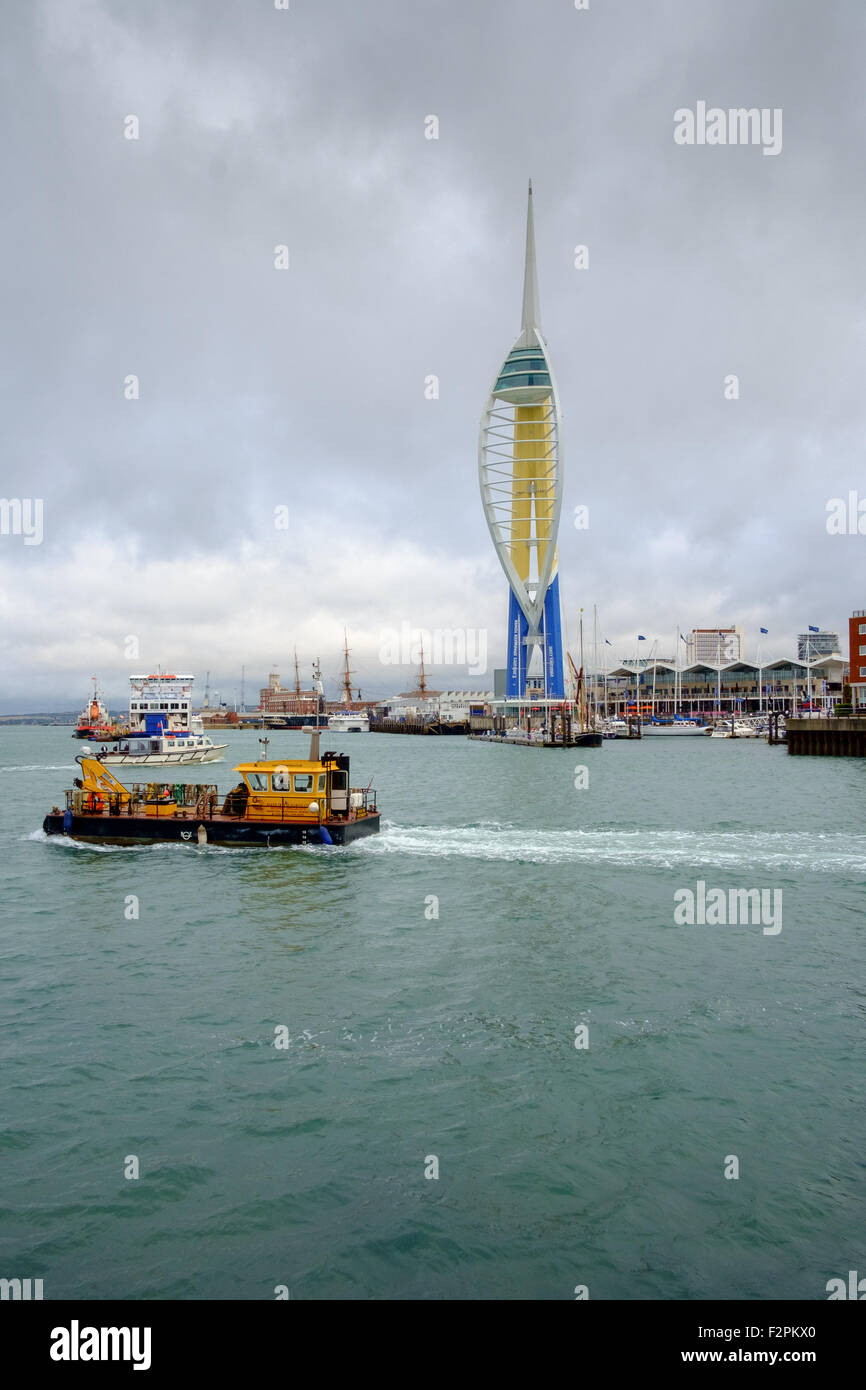 Neu lackiert Spinnaker Tower umbenannt Emirates Spinnaker Tower Stockfoto