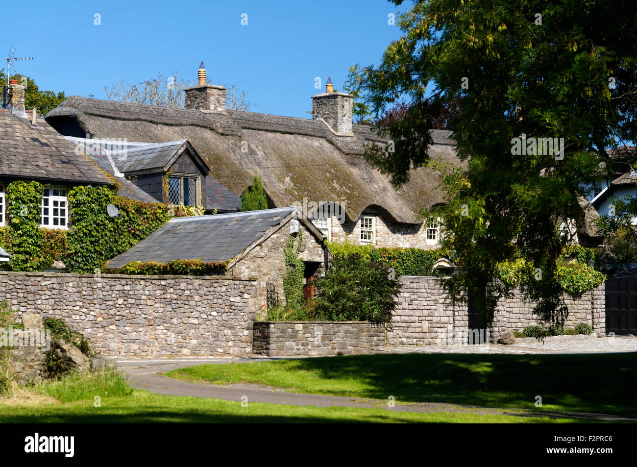 Strohgedeckten Hütten, St. Nikolaus, Vale of Glamorgan, South Wales, UK. Stockfoto