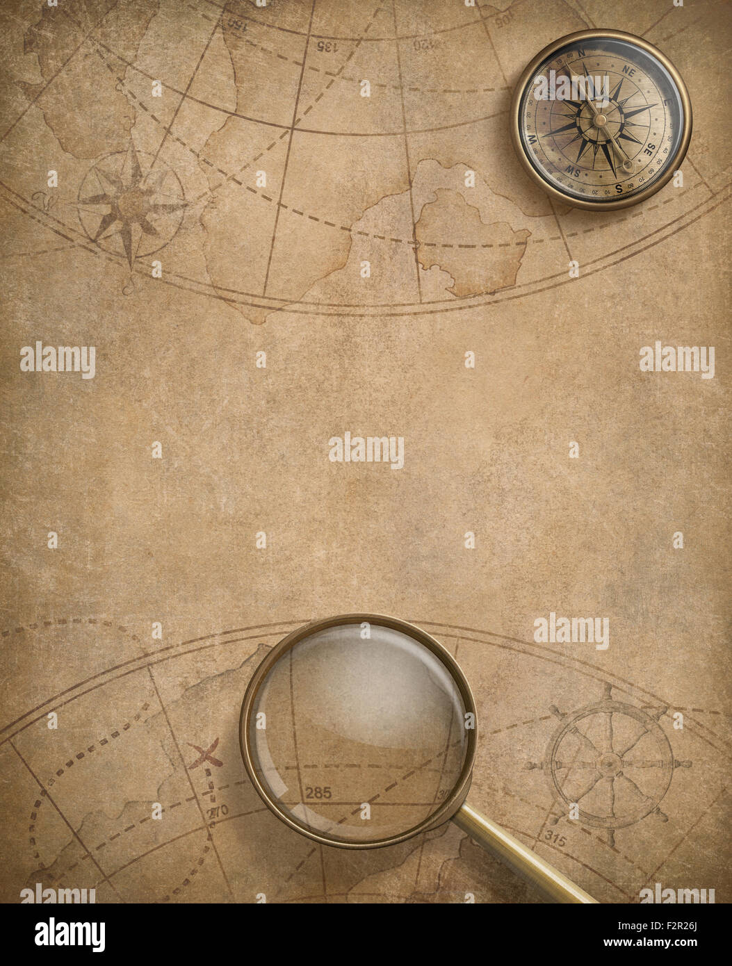 alten nautische Karte mit Kompass und Lupe Stockfoto