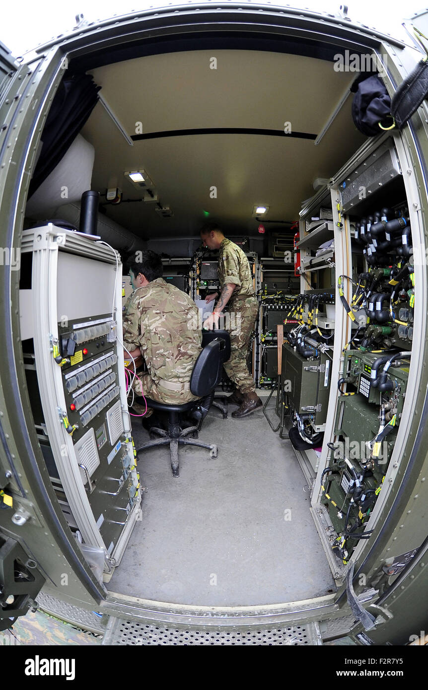 Britische Armee Hauptstamm Kommunikationssystem während der Übung, England, UK Stockfoto
