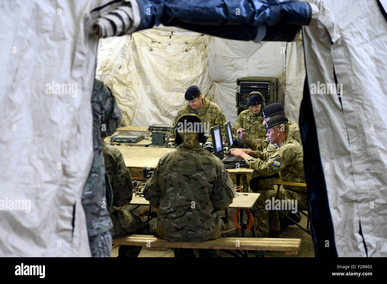 Britische Armee Hauptstamm mobiles Kommunikationssystem während der Übung, England, UK Stockfoto