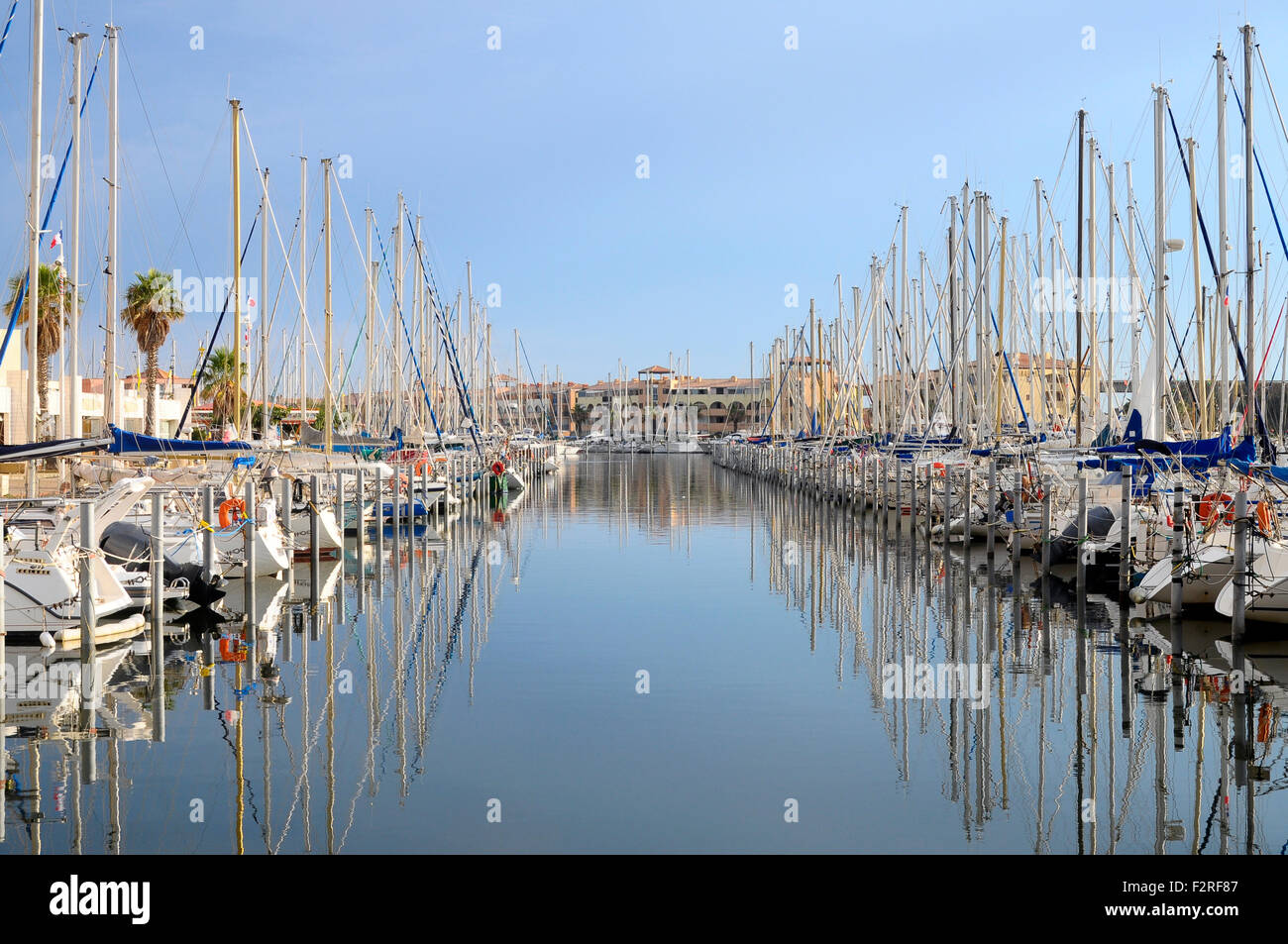 Segel- und Yachthafen von Port Leucate, Frankreich Stockfoto