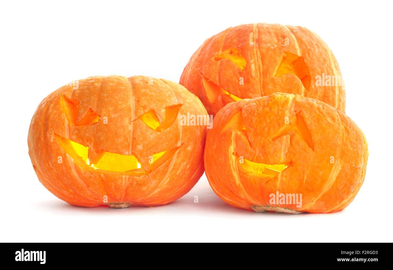 Leuchtende Halloween-Kürbisse isoliert auf weißem Hintergrund Stockfoto