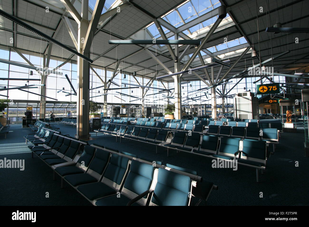 leer-Terminal am Flughafen Vancouver Stockfoto