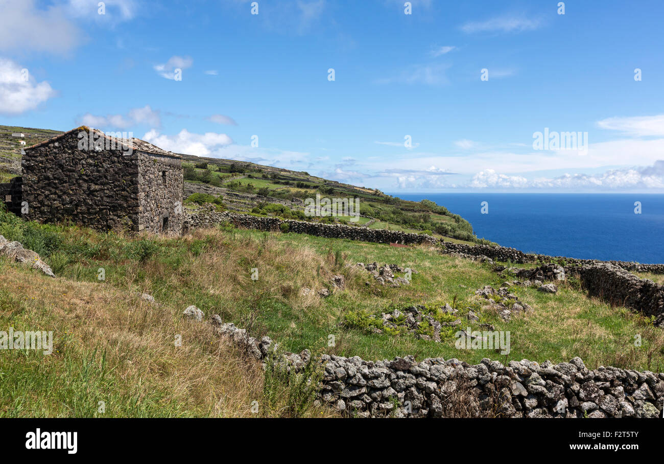 Stoned Landhaus in Corvo Insel oder Ilha Corvo, Azoren, Portugal zu verlassen Stockfoto