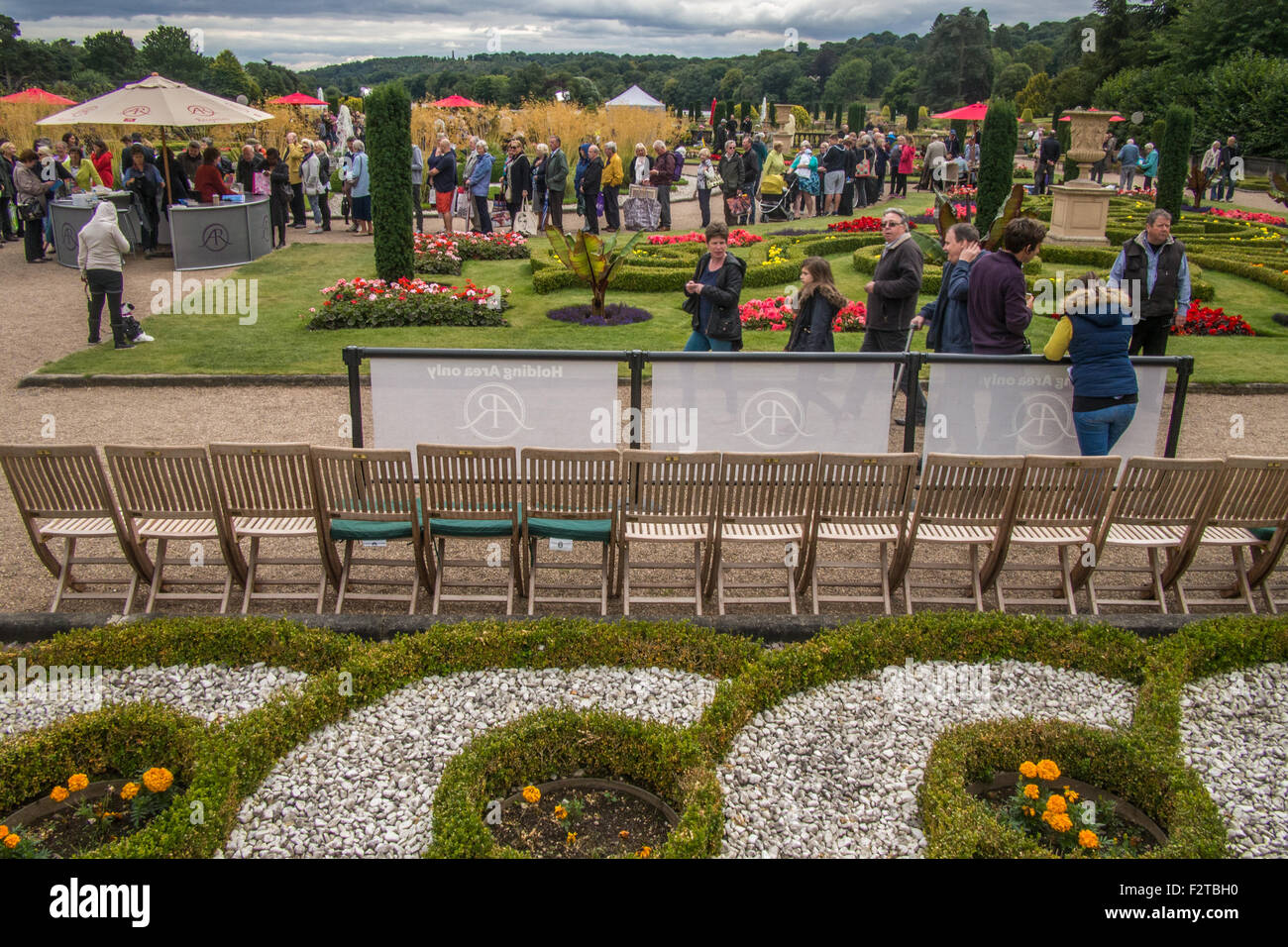 Der BBCs "Antiques Roadshow" in Trentham Gardens, Stoke on Trent, Staffordshire, England. Stockfoto