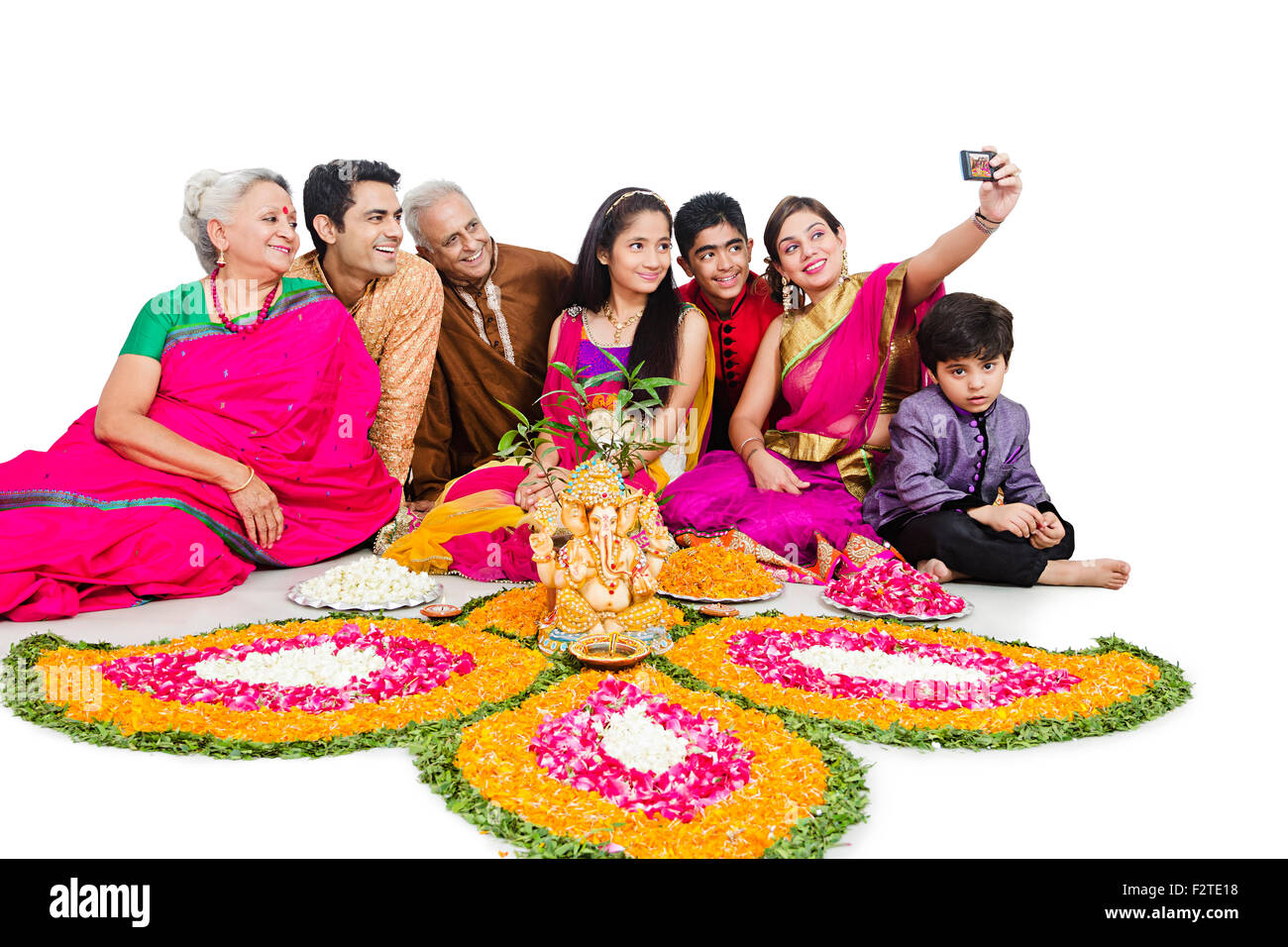 indische gemeinsame Familie Diwali Festival Handy Bild Selbstporträt Stockfoto