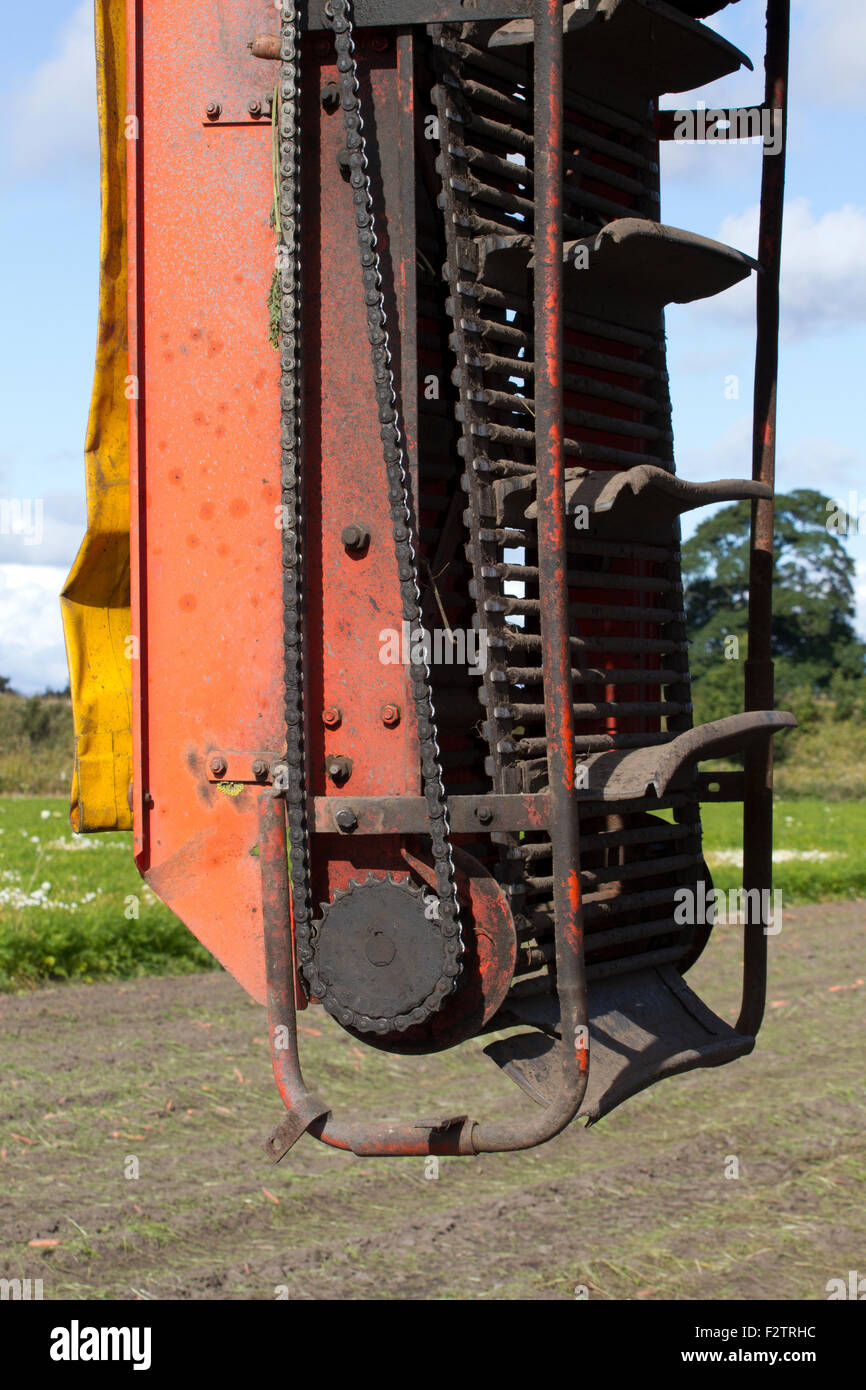 Burscough, Lancashire, UK. 22. Sep, 2015. Gemüsebauer Verarbeitung seine Möhre Ernte vor der herbstlichen Wetteränderung.  L Stockfoto