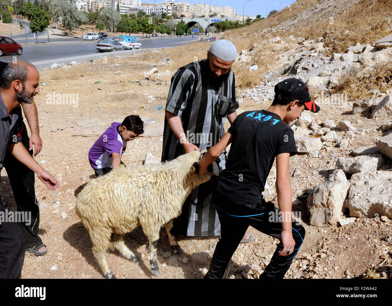 Amman, Jordanien. 24. Sep, 2015. Menschen darauf 