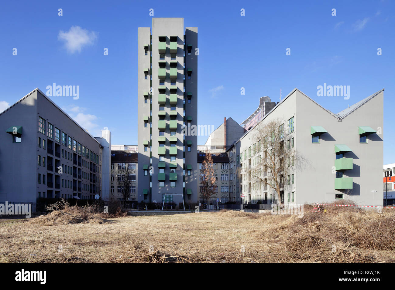 28.02.2015, Berlin, Berlin, Deutschland - Eigentumswohnung-Turm-Studio in Charlotte Street in Berlin-Kreuzberg. 00P150228D143CAROEX. JPG Stockfoto