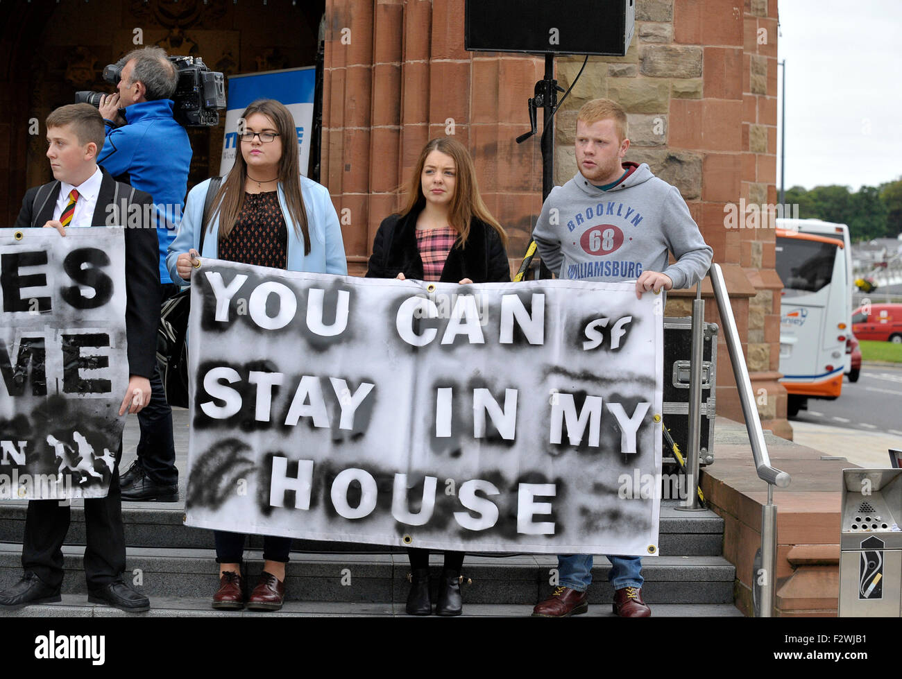 Rallye in Londonderry, Nordirland, zur Unterstützung der humanitären Flüchtlingskrise. Stockfoto