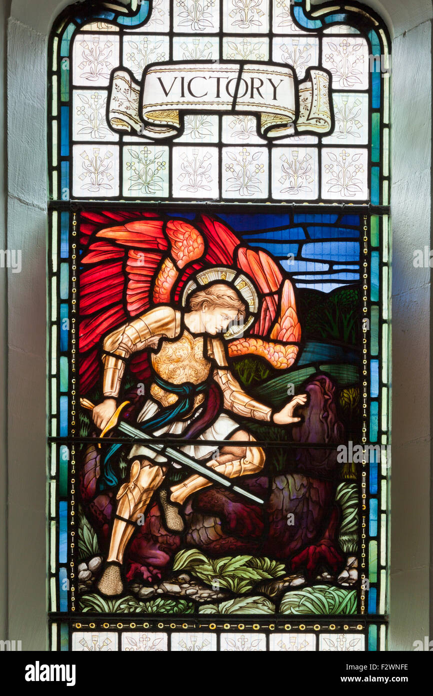 Kirchenfenster von Sir Edward Burne-Jones und durch die William Morris Studio in St. Martins Kirche, Brampton, Cumbria GROSSBRITANNIEN Stockfoto