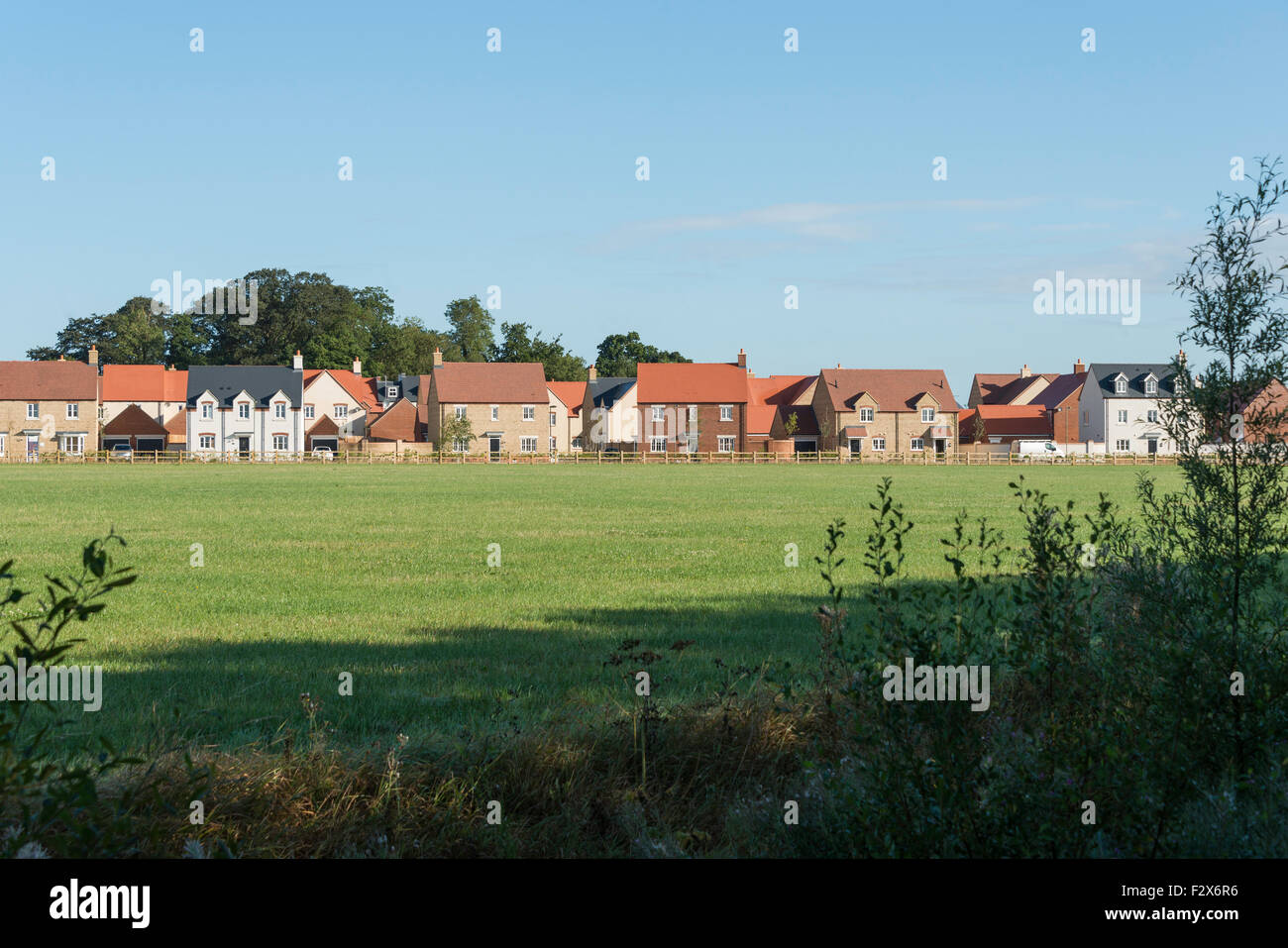 Bellway Sächsische Felder neue Gehäuse Entwicklung, Bicester, Oxfordshire, England, Vereinigtes Königreich Stockfoto