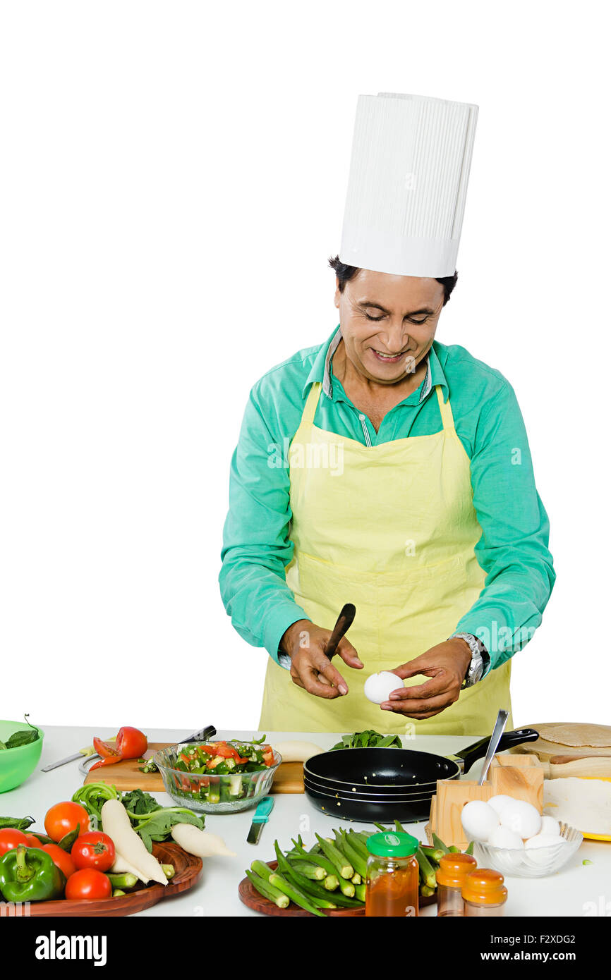 1 indische erwachsenen Mannes Haus Mann Küche kochen Stockfoto