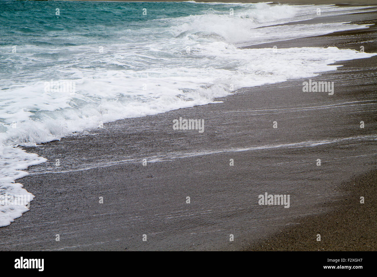 Sommer mit schönen Strand in Kalabrien in rauer See Stockfoto