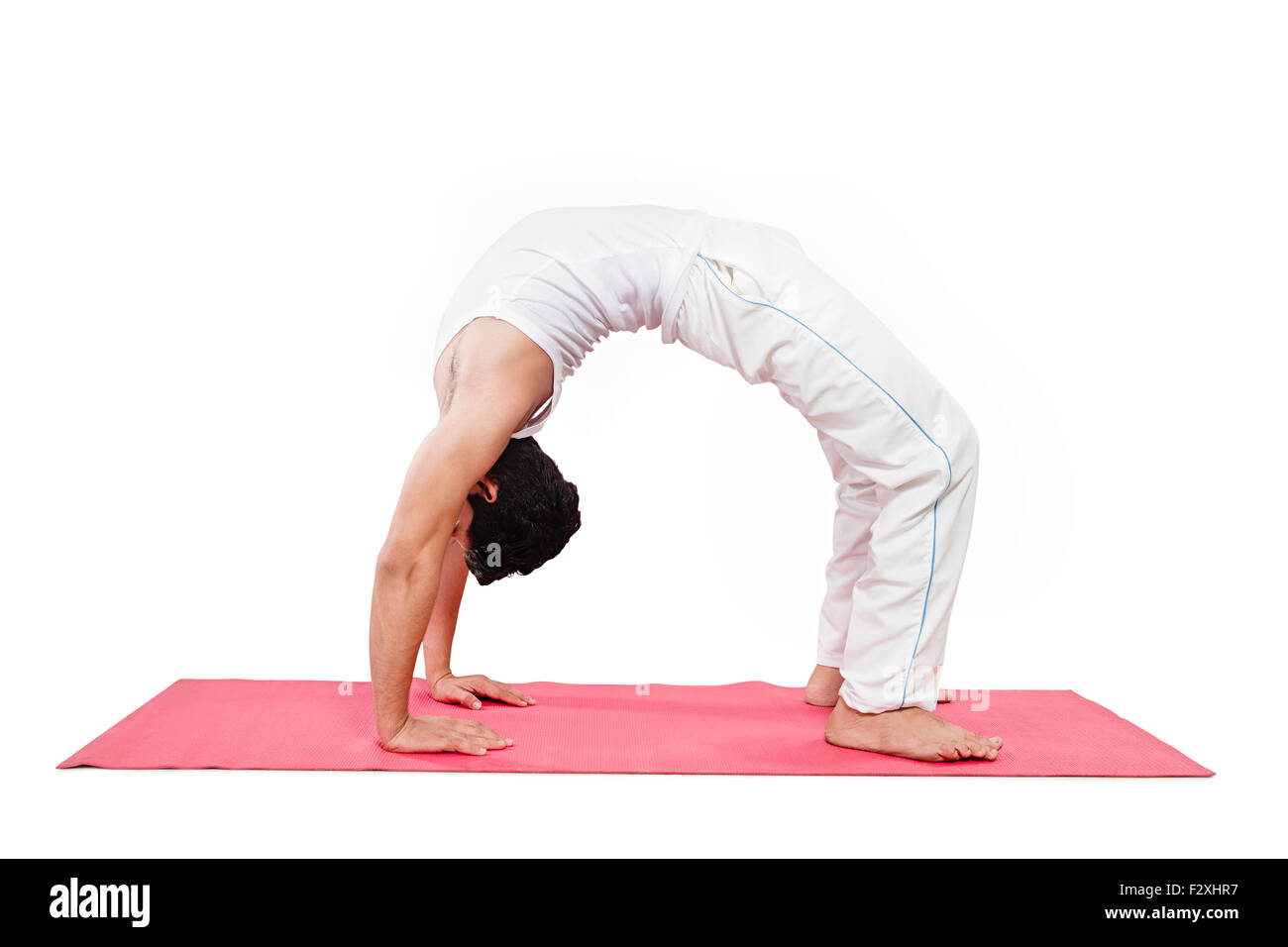 1 indische erwachsenen Mann Yoga Stretching Stockfoto