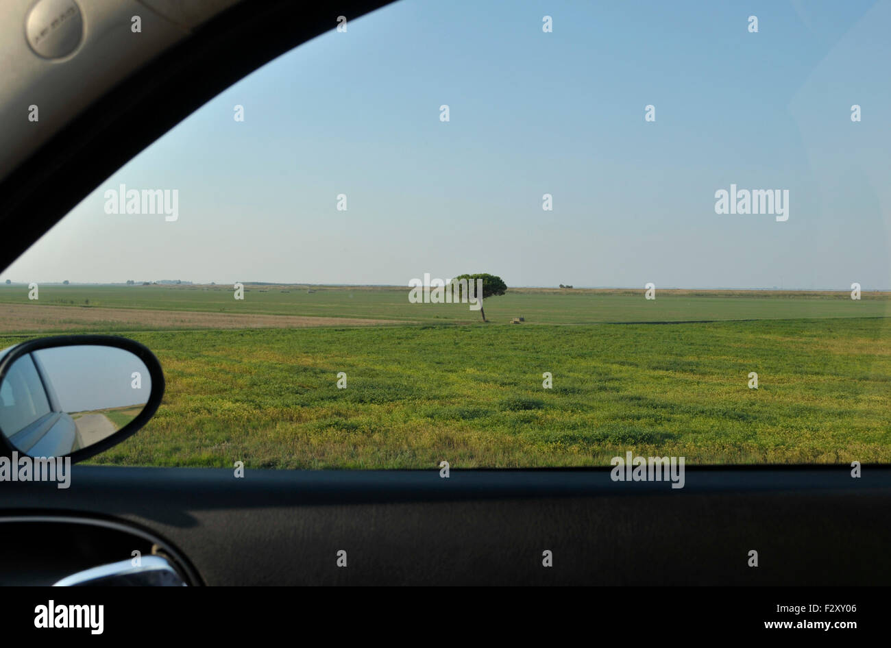 Landschaft und Auto Fenster Stockfoto