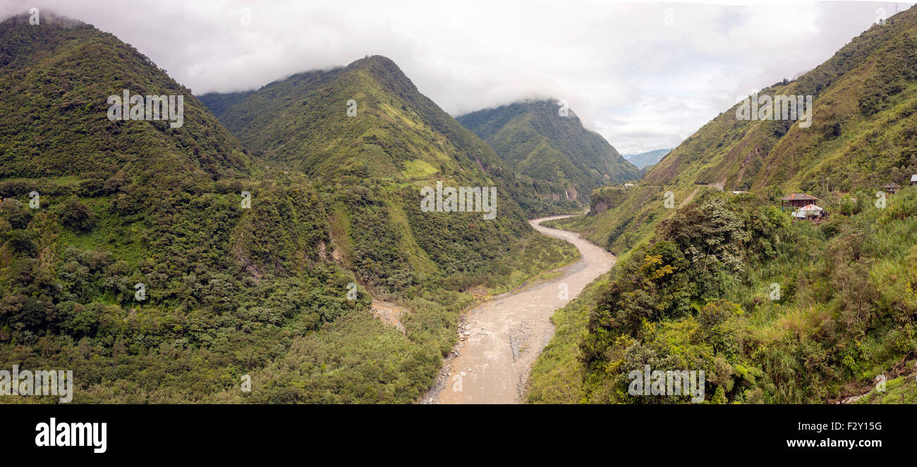 Der Rio Pastaza Schlucht in den amazonischen Ausläufern der Anden in Ecuador Stockfoto