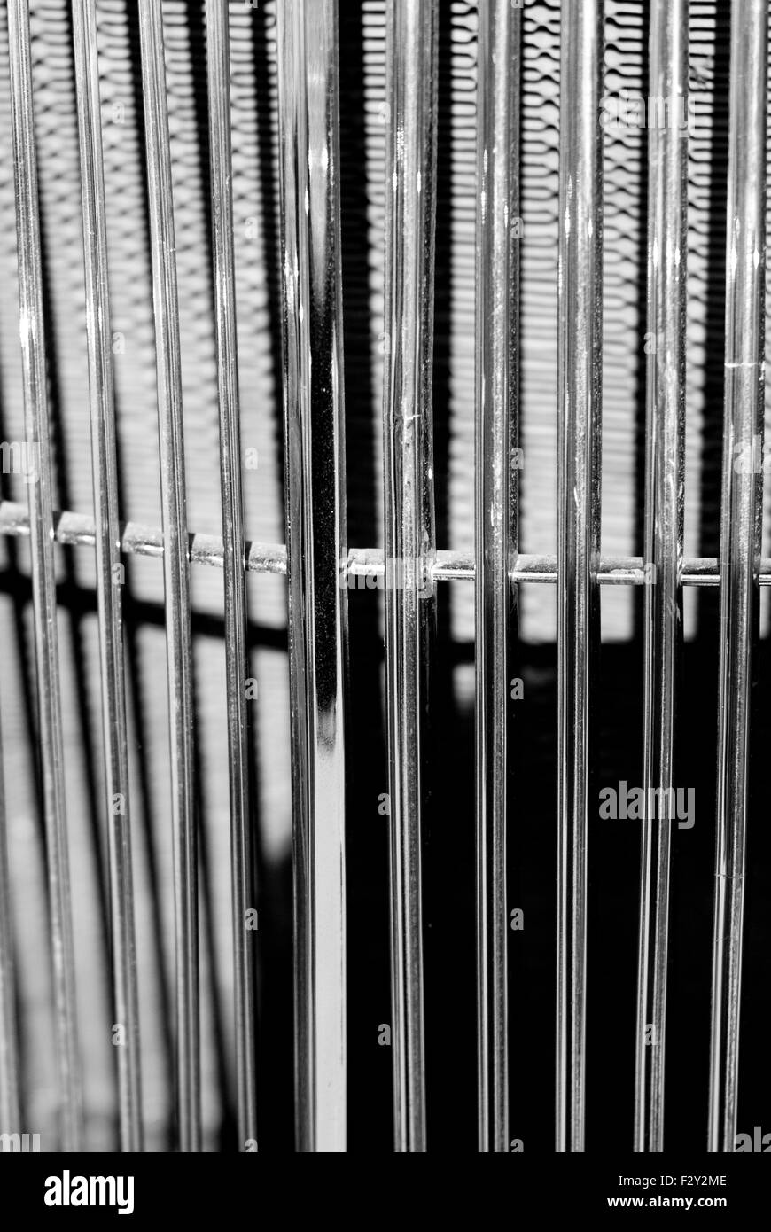 Abstrakte Form der Linien des Oldtimer-grill Stockfoto