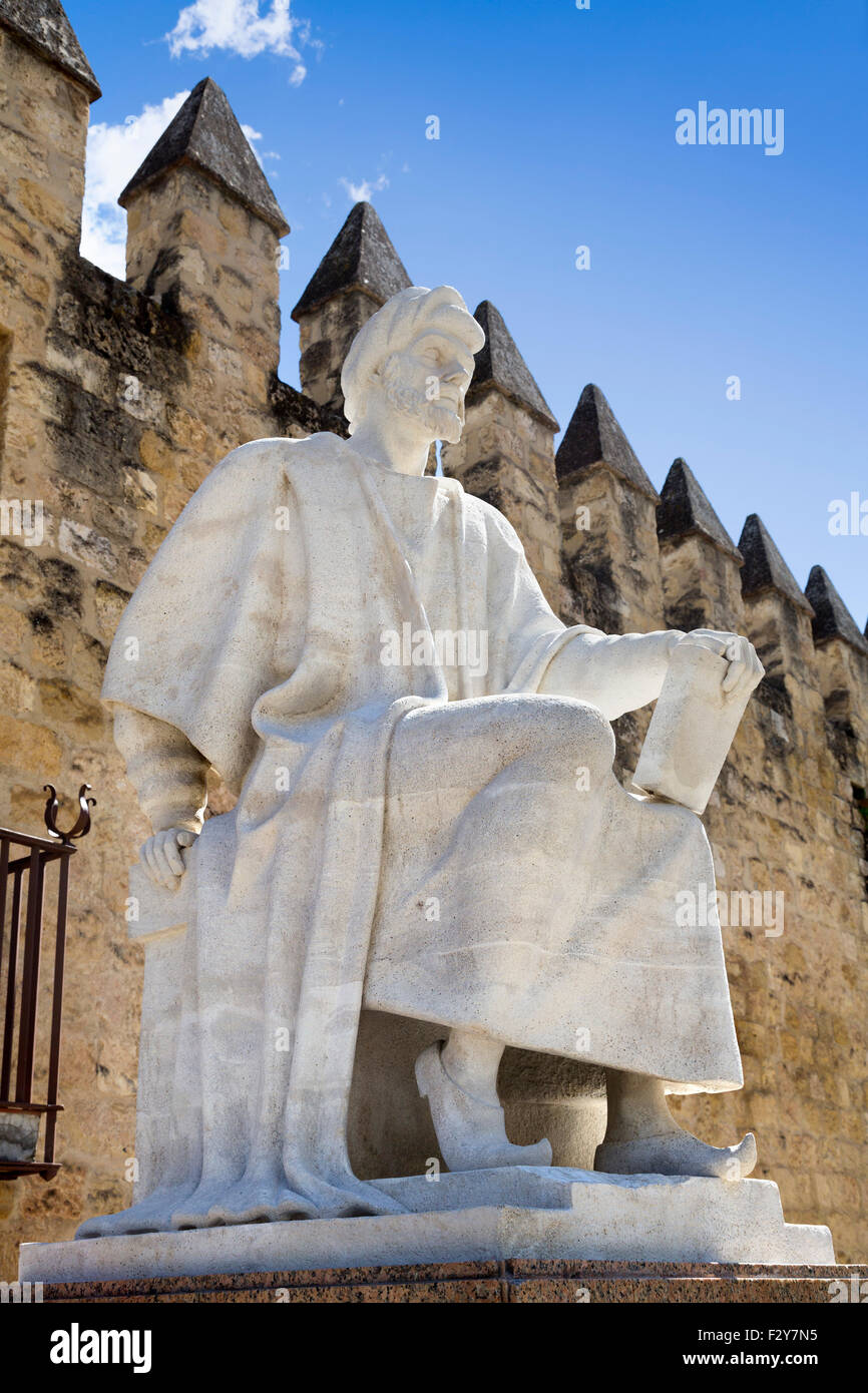 Statue des Averroes muslimischer Universalgelehrter geboren in Cordoba Andalusien Spanien Stockfoto