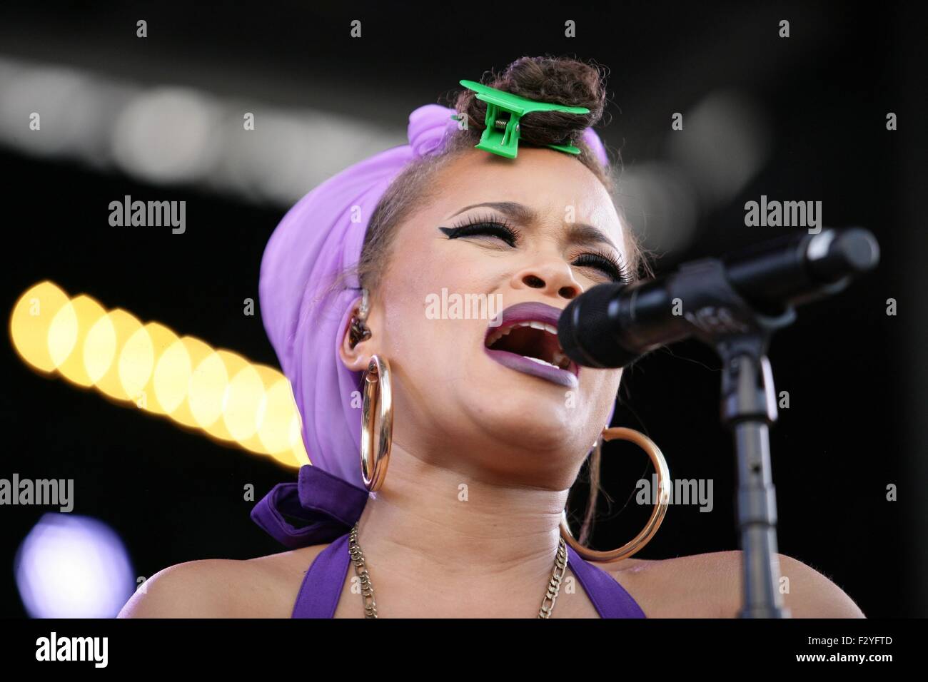 Las Vegas, NV, USA. 25. Sep 2015. Andra Day in Anwesenheit für 2015 Leben ist schöner Festival - Fr, Downtown, Las Vegas, NV 25. September 2015. Bildnachweis: James Atoa/Everett Collection/Alamy Live-Nachrichten Stockfoto