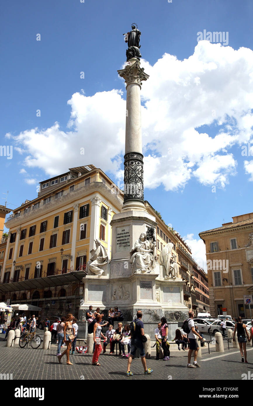 Piazza Pignanelli mit der Spalte von der Unbefleckten Empfängnis in Rom Italien Stockfoto