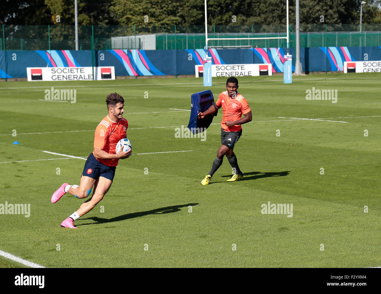 Croydon, Surrey, UK. 26. Sep 2015. Französisch World Cup Rugby-Team in der Ausbildung bei der Trinity School Croydon Surrey England 26.09.2015 Credit: Theodore Liasi/Alamy Live-Nachrichten Stockfoto