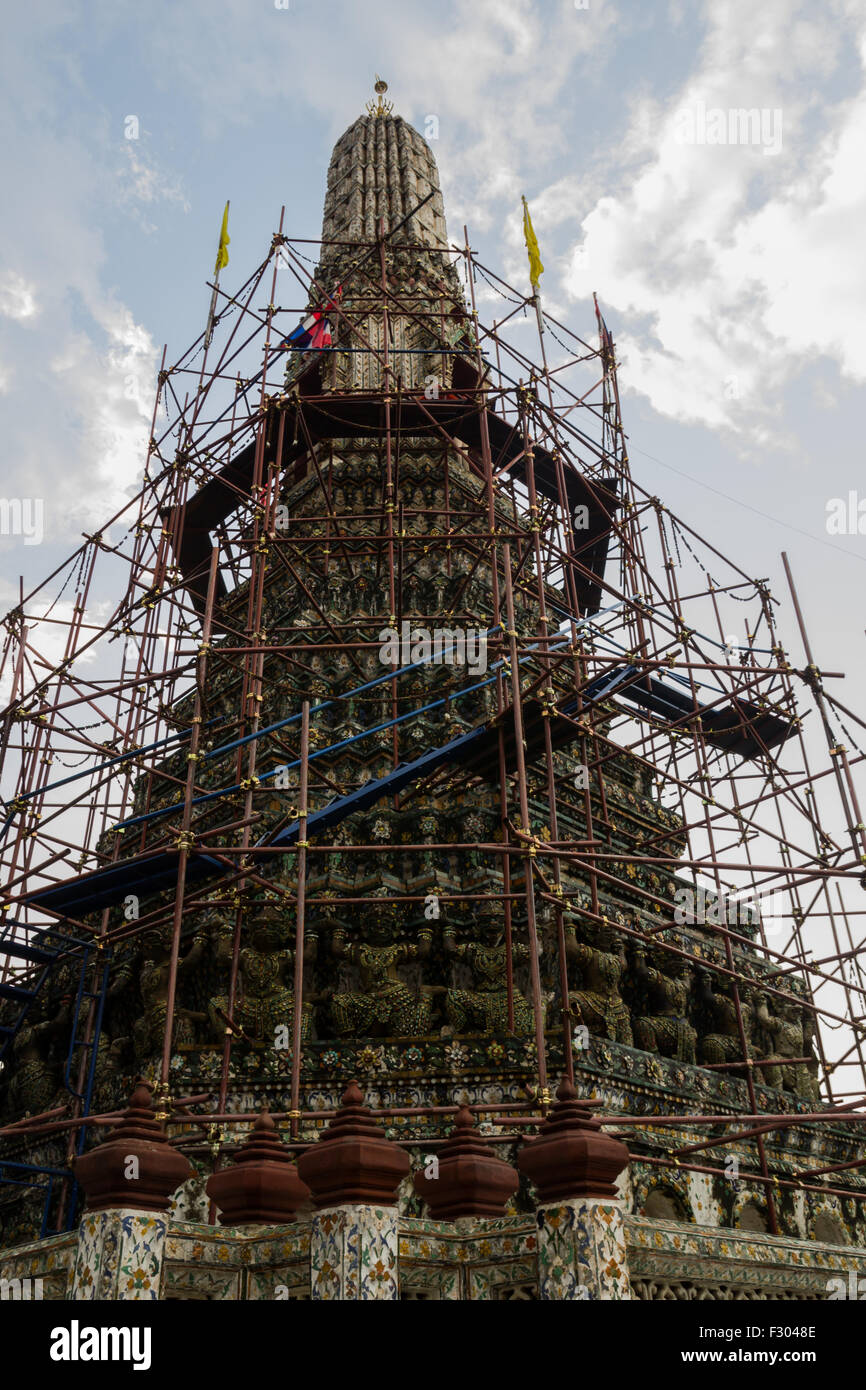 Der Tempel von Dawn Wat Arun in Bau Stockfoto