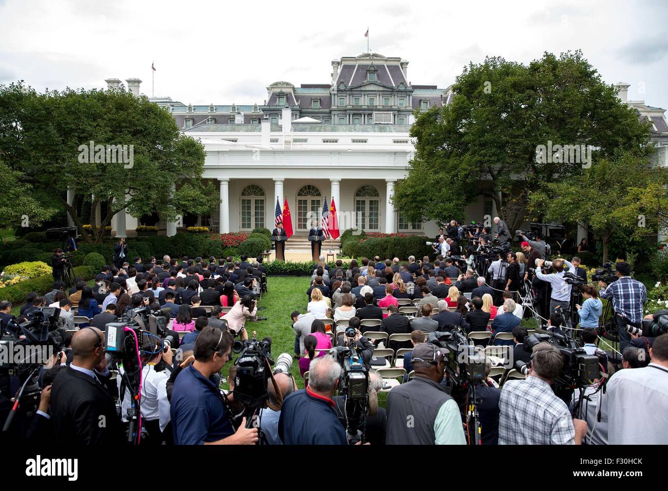 Washington DC, USA. 25. Sep 2015. US-Präsident Barack Obama und chinesischen Staatspräsidenten Xi Jinping nehmen Teil in einer gemeinsamen Pressekonferenz im Rose Garden des weißen Hauses 25. September 2015 in Washington, DC. Stockfoto