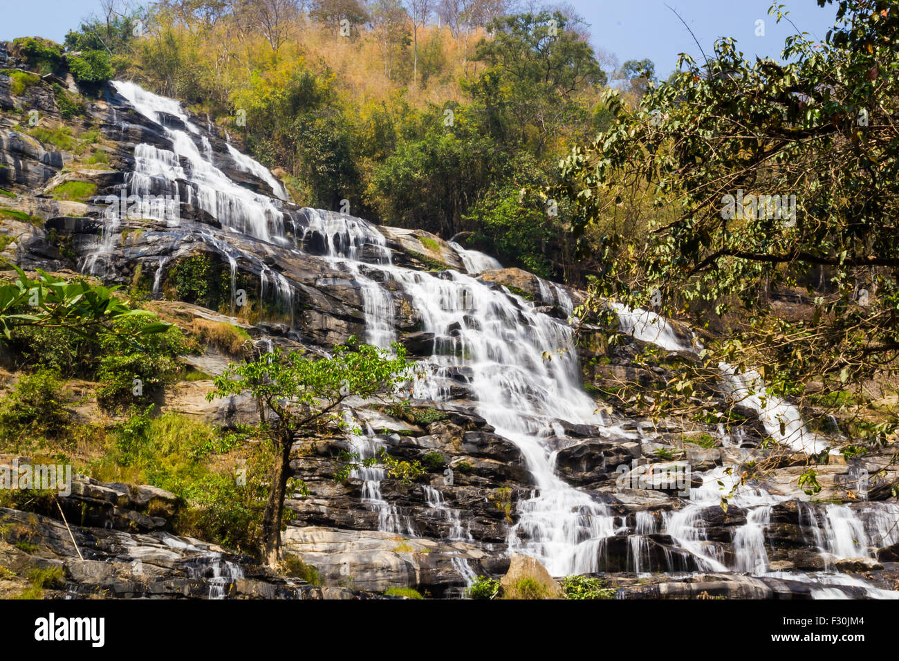 Mae Ya Wasserfall, Nam Tok Mae Ya, Chiang Mai, Thailand Stockfoto