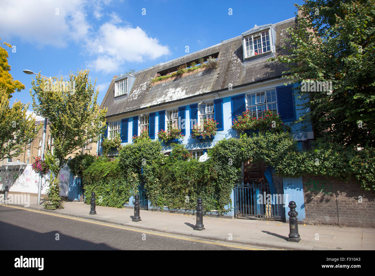 Das blaue Haus von Portobello, London, England Stockfoto