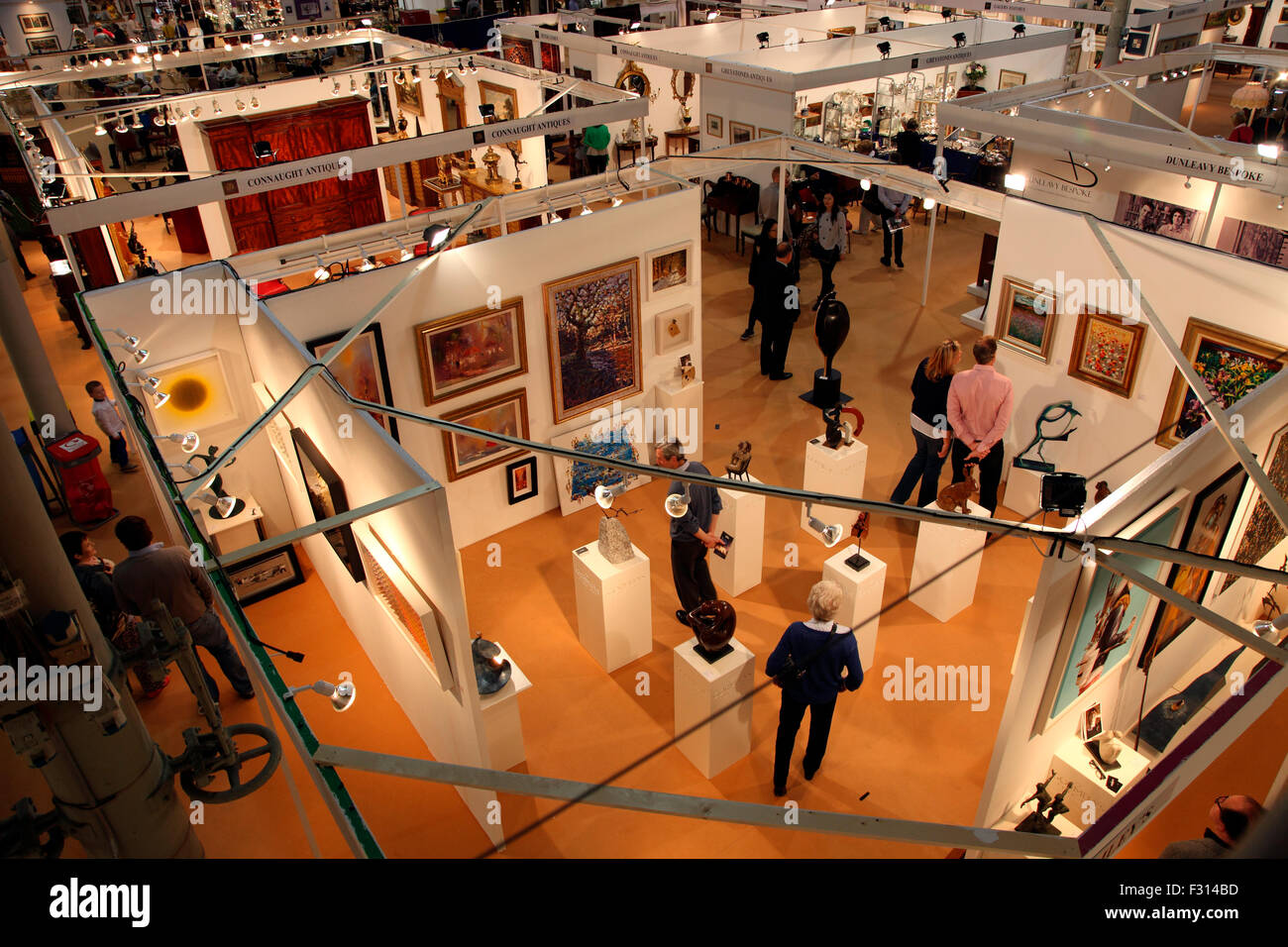 Irische Antiquitätenhändler Fair Dublin 2015 Stockfoto