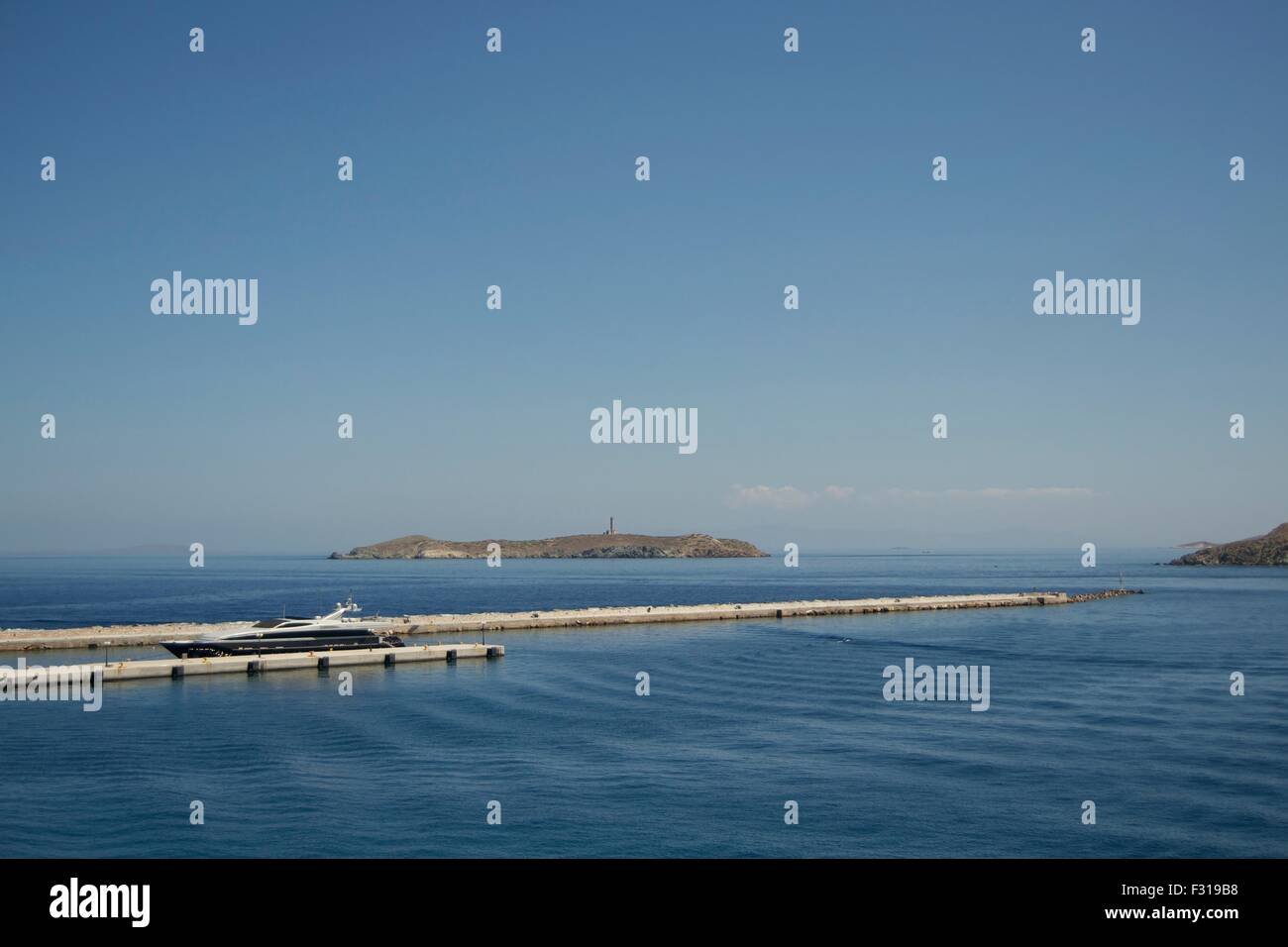 Naxos Insel Griechenland Blauwasser Küste Strand Reisen Schiff Stockfoto