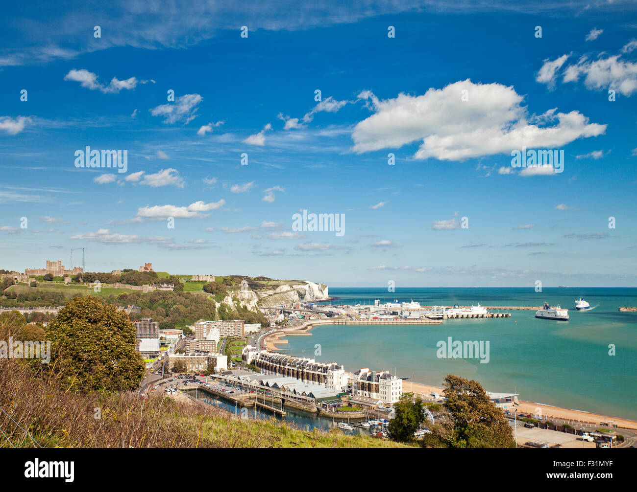 Dover-Stadt und den Hafen. Stockfoto