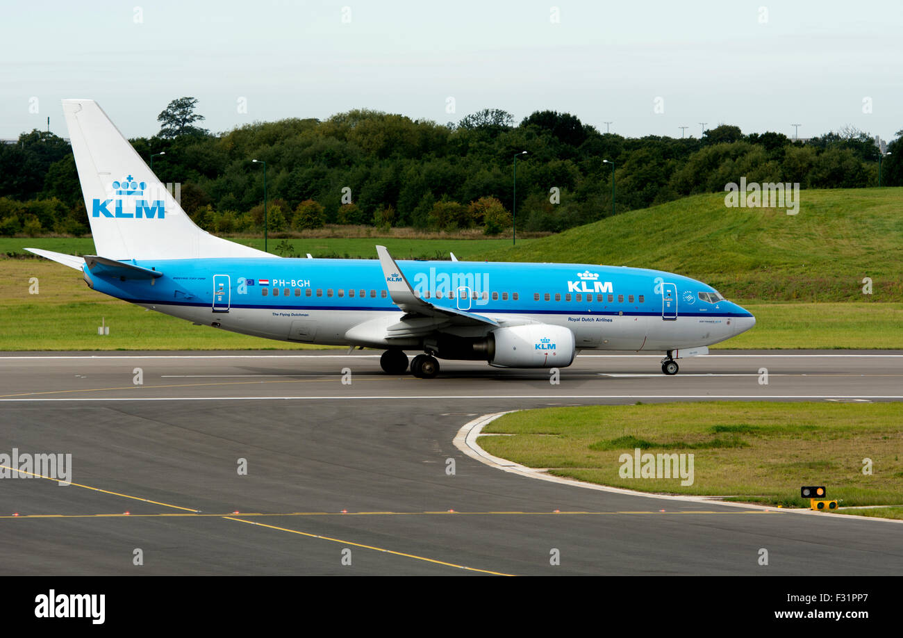 KLM Boeing 737 (PH-BGH) bereit für abheben am Flughafen Birmingham, UK Stockfoto