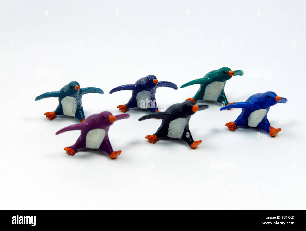 Pinguin-Buchsen, Kinderspielzeug. Stockfoto