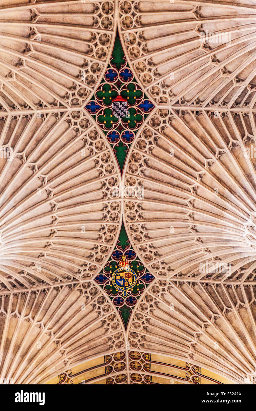 Detail der Fan-Gewölbe-Decke in Bath Abbey. Stockfoto