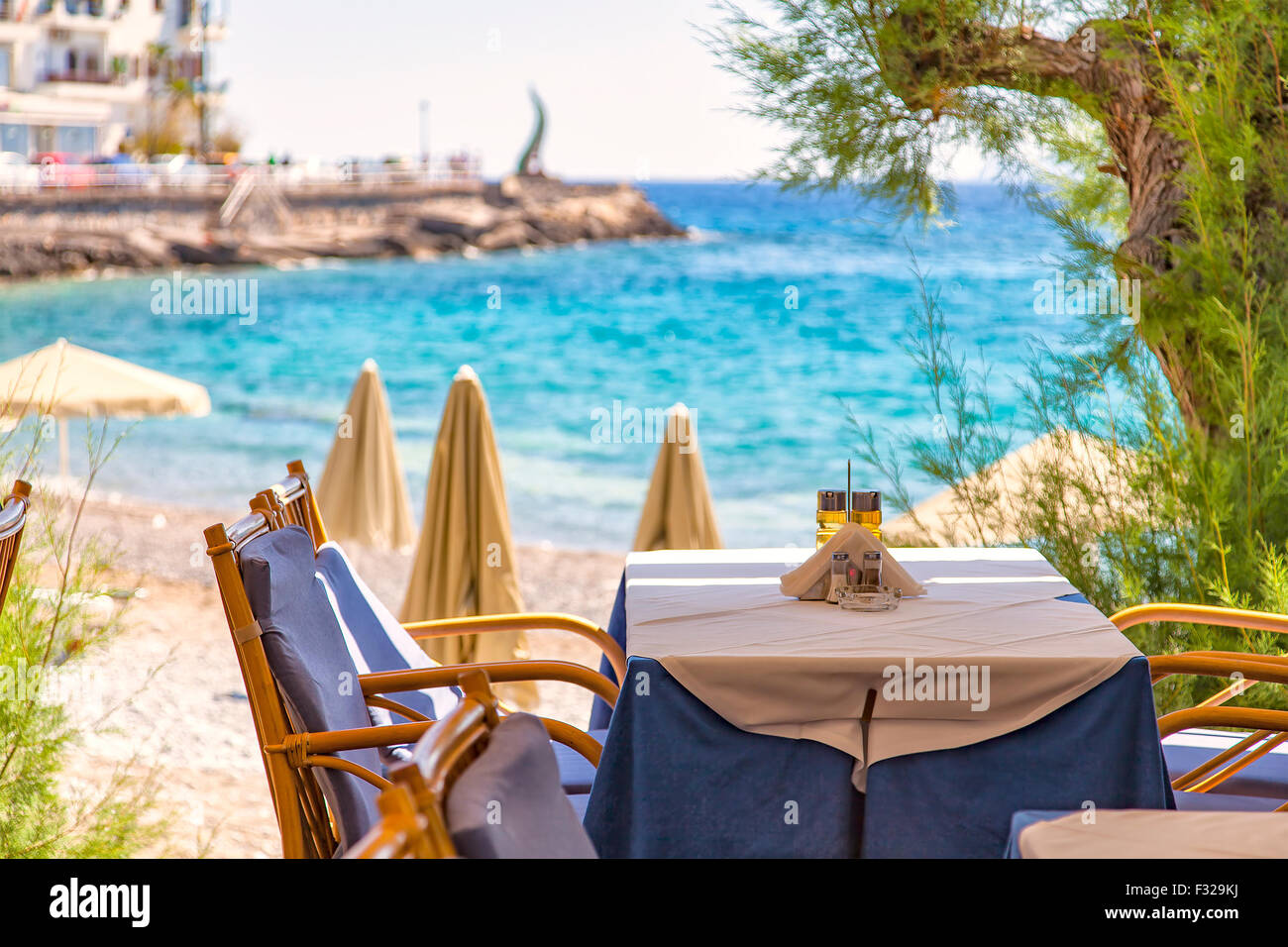 Bild des vorderen Strandrestaurant. Agios Nikolaos, Crete. Stockfoto
