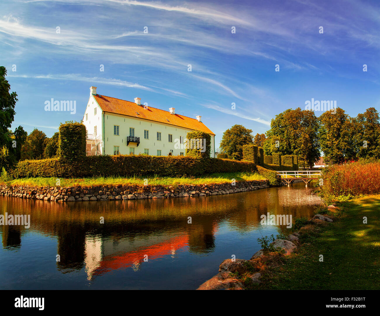 Bild der Ellinge Schloss in Schweden. Mittelalterliche Manorhouse beherbergt, dass jetzt, Hochzeiten und Konferenzen. Stockfoto