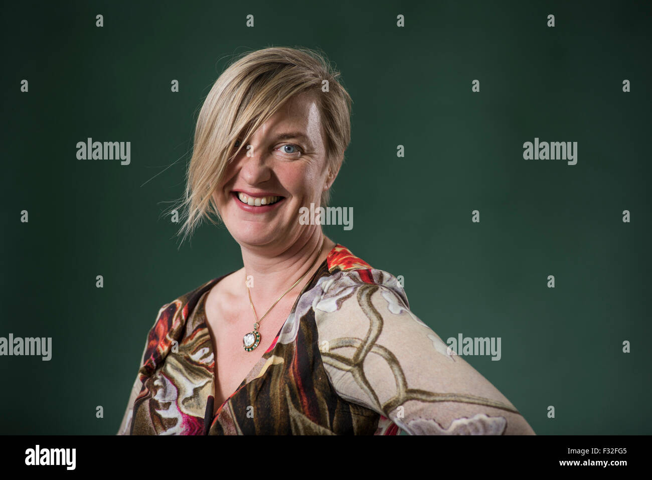 Britische Schriftstellerin und Journalistin Charlotte Higgins. Stockfoto