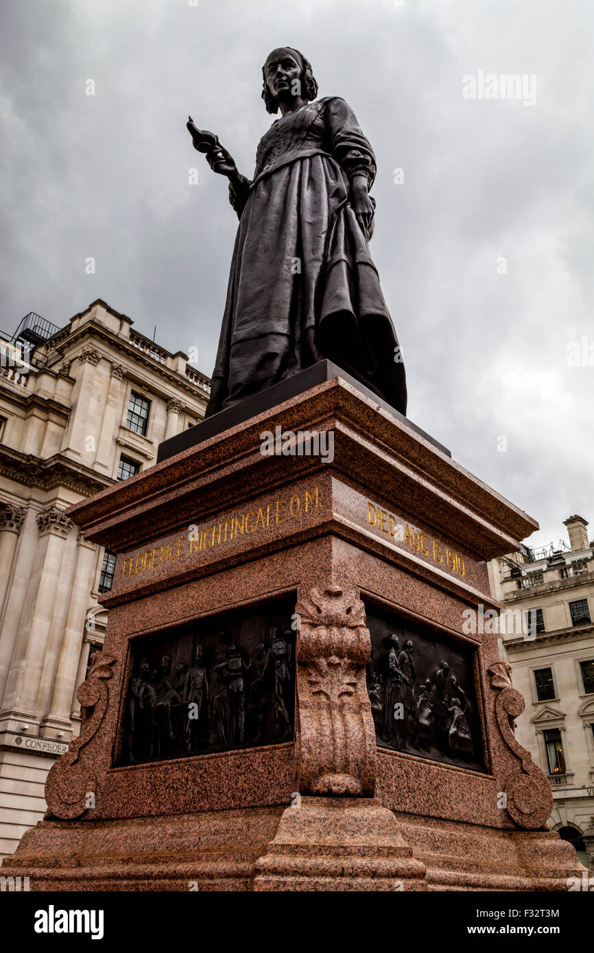 Die Statue von Florence Nightingale, Waterloo Place, London, UK Stockfoto