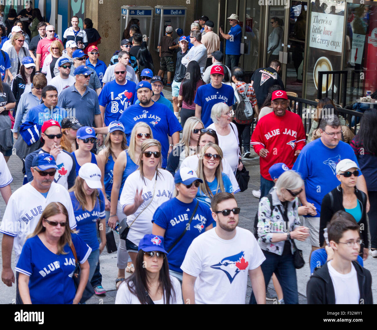 Toronto Blue Jays Baseball fans Kopf, das Rogers Centre, das Spiel zu sehen Stockfoto