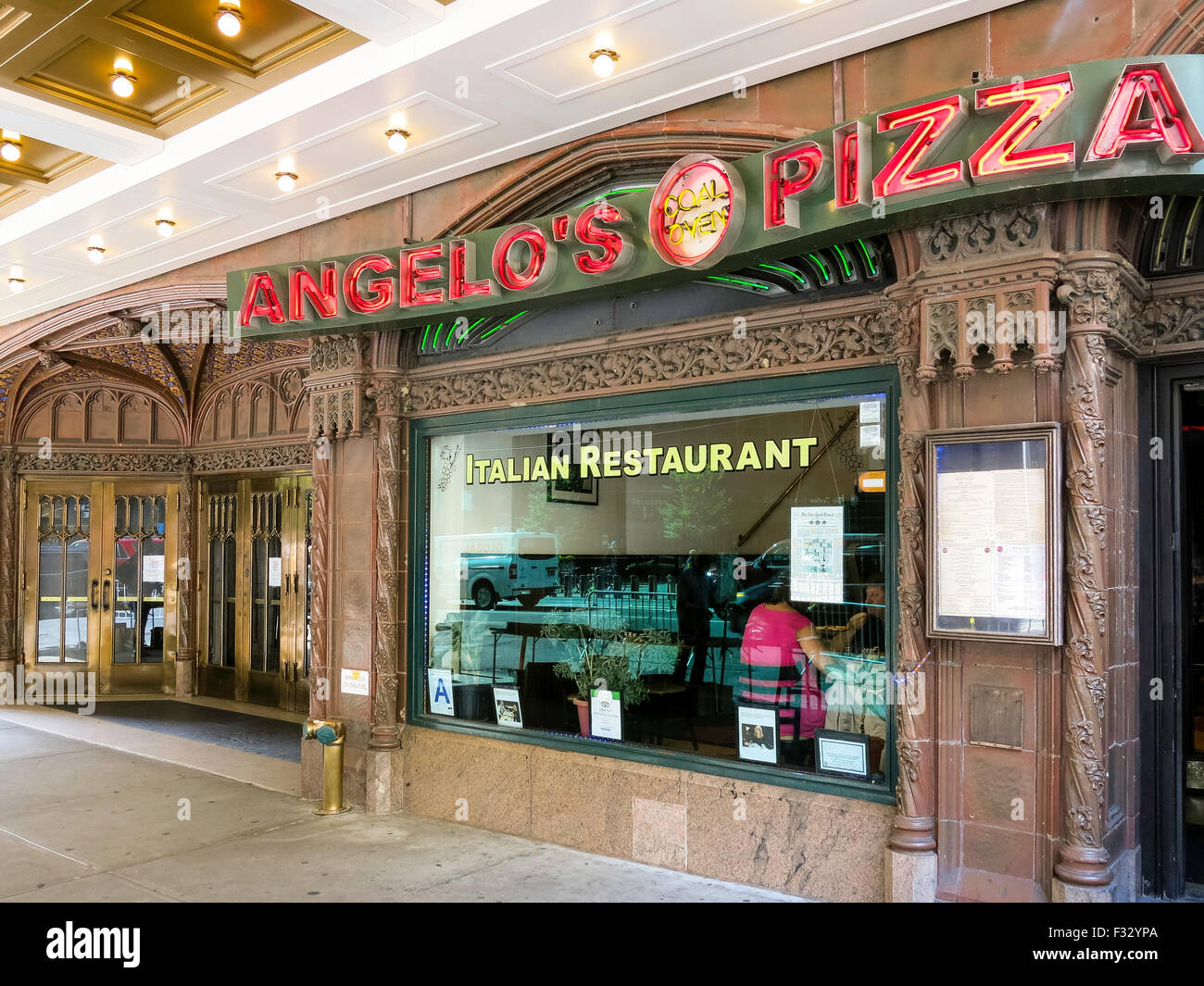 Angelos Pizza und Ed Sullivan Theater, NYC Stockfoto