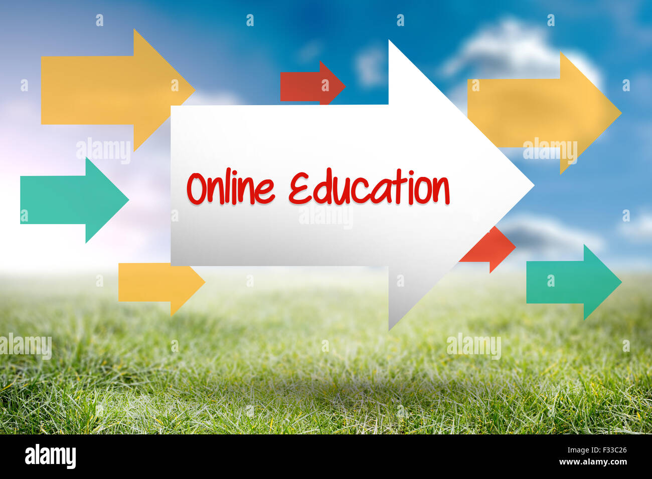 Online-Bildung gegen sonnige Landschaft Stockfoto