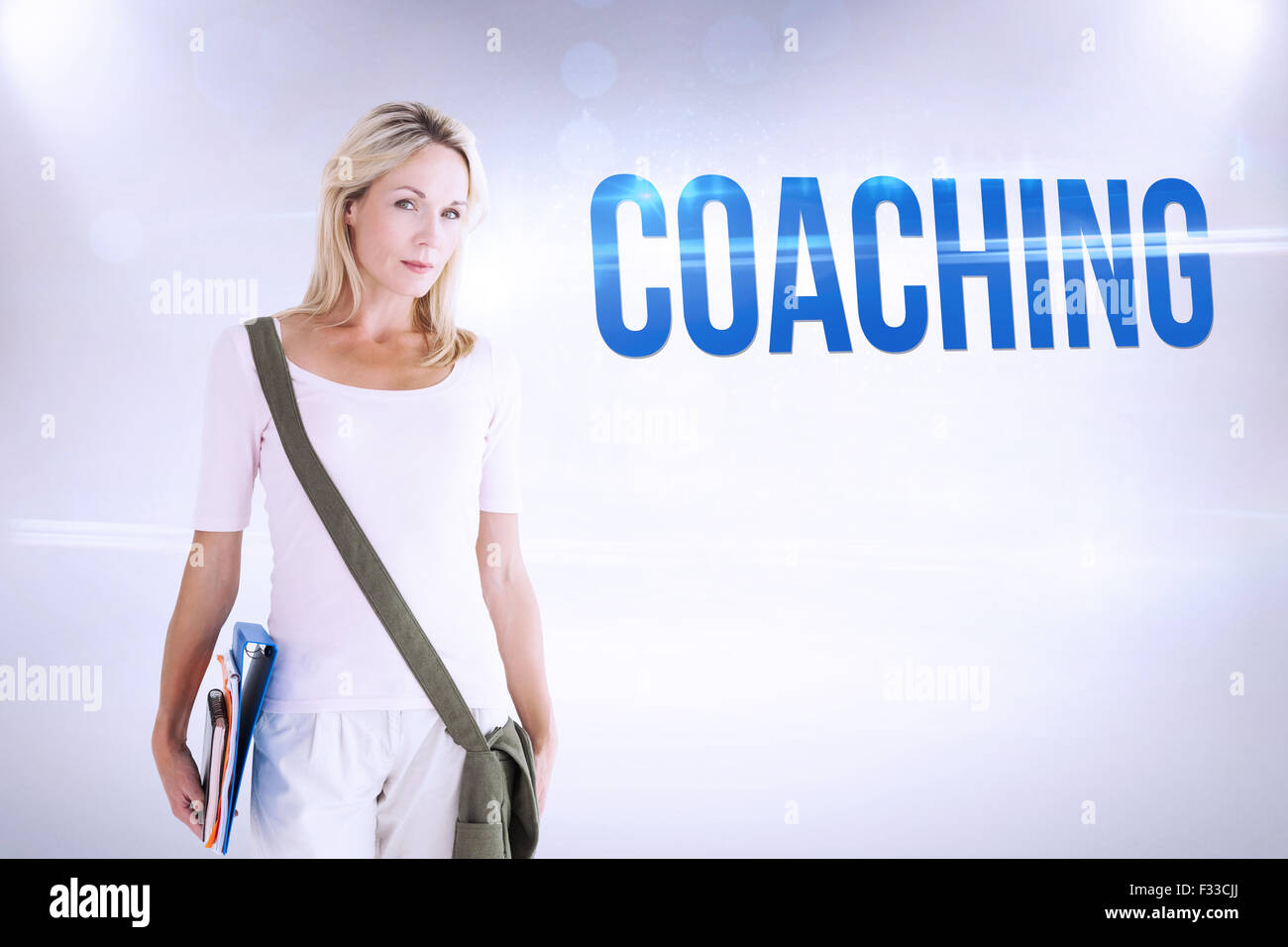 Coaching vor grauem Hintergrund Stockfoto