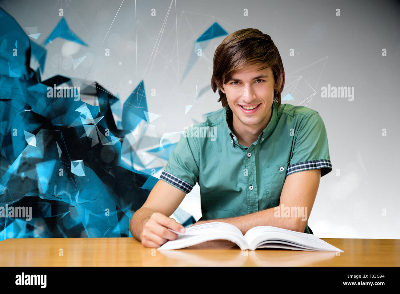 Zusammengesetztes Bild Studenten sitzen in der Bibliothek lesen Stockfoto