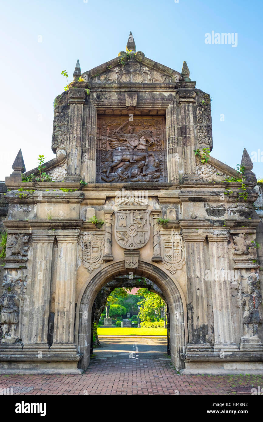 Rekonstruierte Haupttor Eingang zum Fort Santiago, Intramuros, Manila Stockfoto
