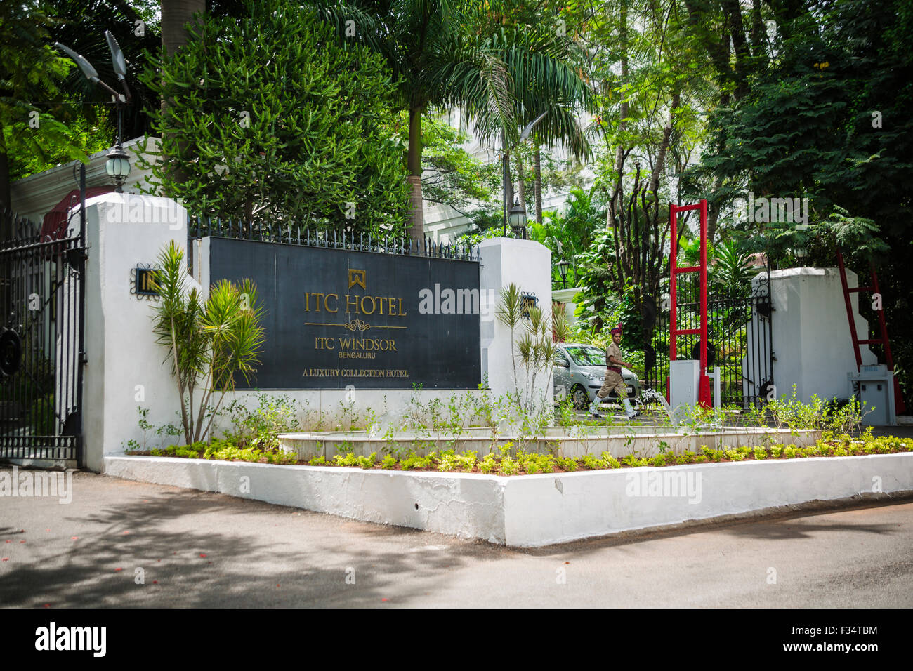 Eingang, ITC Windsor Hotel, Bangalore, Karnataka, Indien Stockfoto