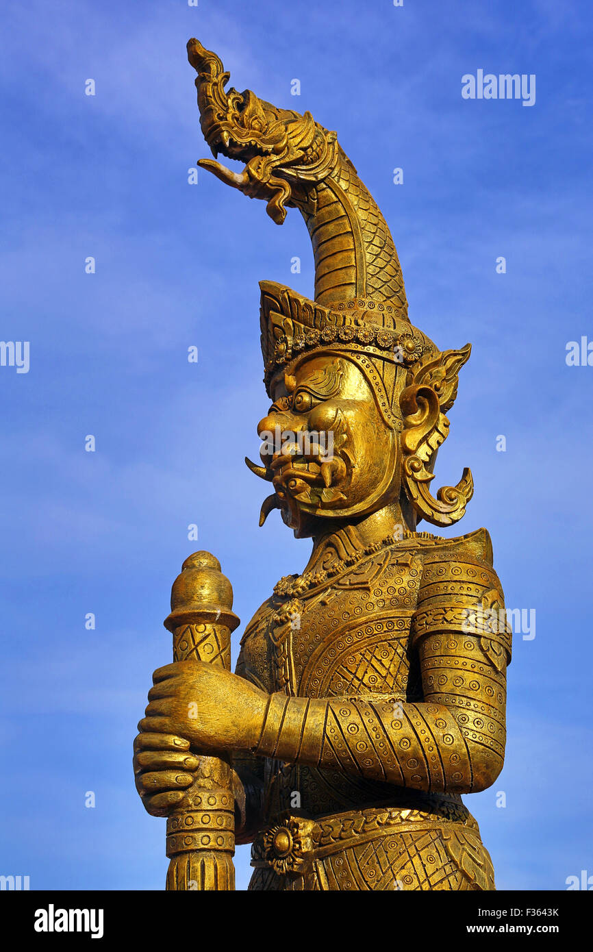 Krieger-Statue im Wat, dass Foun-Tempel, Vientiane, Laos Stockfoto